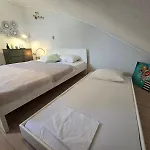 Evian شقة