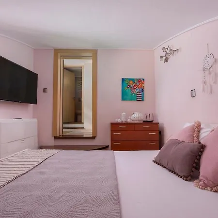 Evian PalaiónTsiflíkion